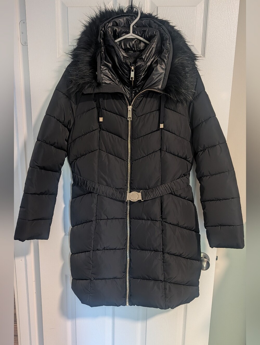 GUESS - Black Mid-length Winter Coat - XL